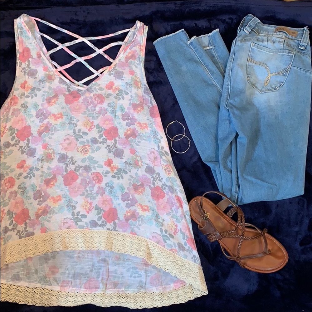 * Floral tank top